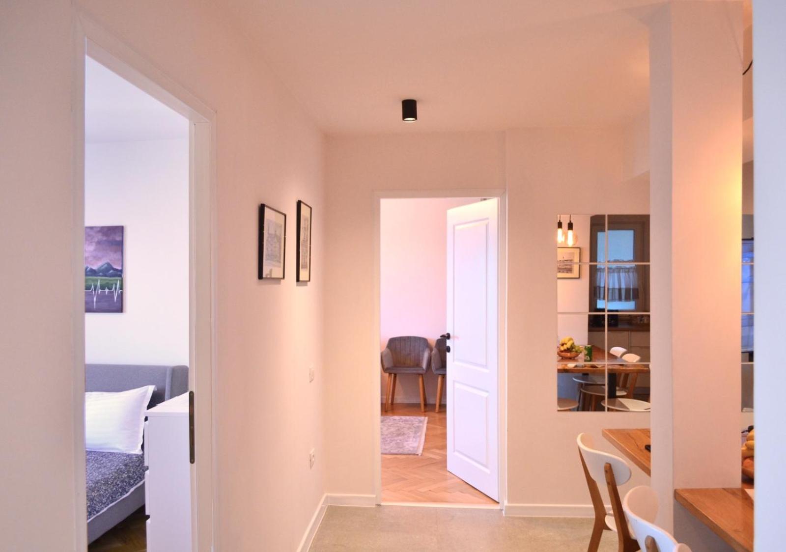 Mony Apartment
